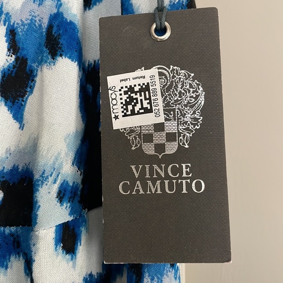 NWT Vince Camuto one piece size medium - Picture 4 of 5